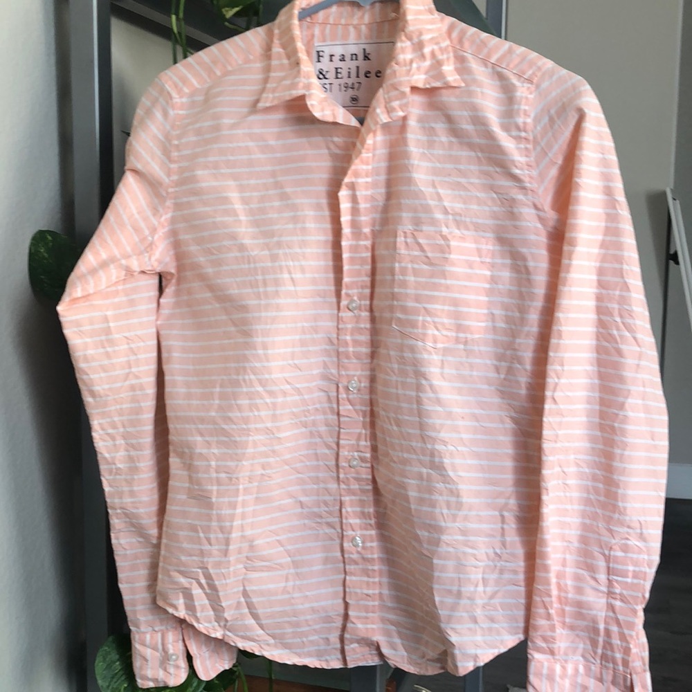 Frank & Eileen beautiful botton down shirt
